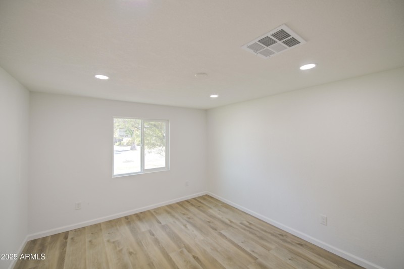 Bedroom 3 Pic-1