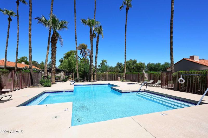 Sandpiper-Agava Pool