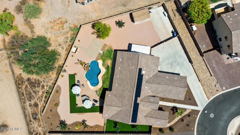 04__11518 E Enrose St