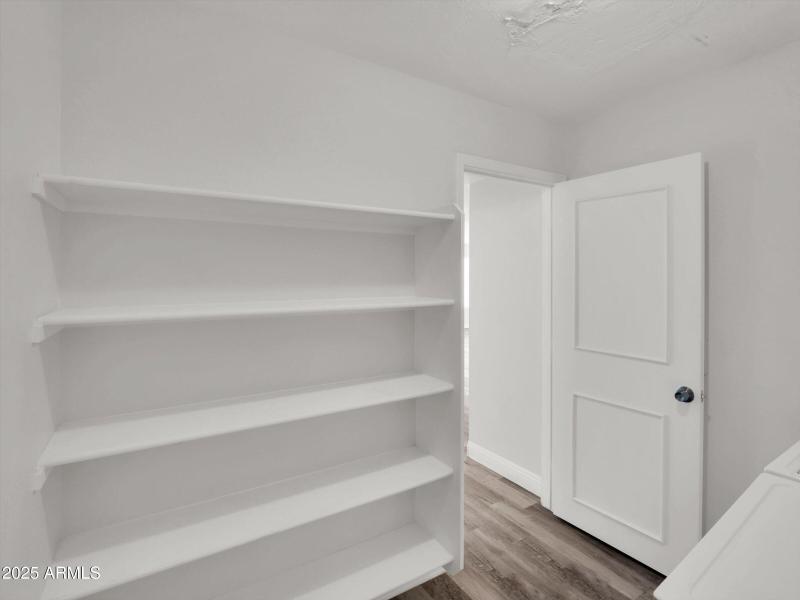 18-11509 E Quicksilver Avenue-18