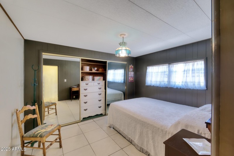 092163-6148 East Pearce Place