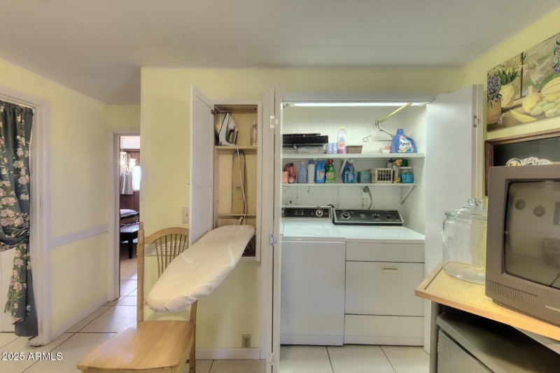 092143-6148 East Pearce Place