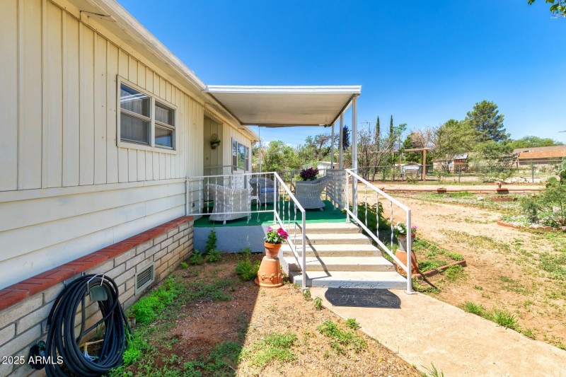 072058-6148 East Pearce Place