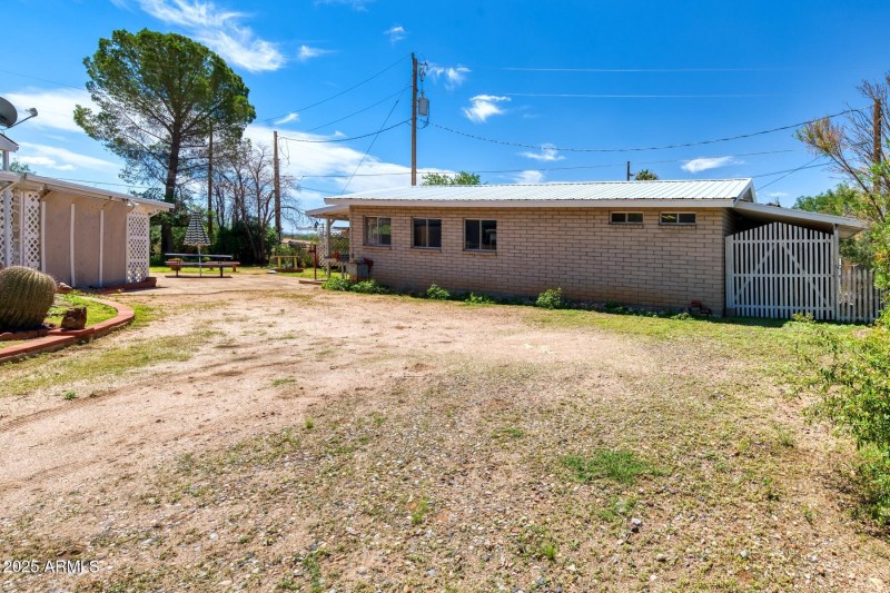 072103-6148 East Pearce Place_hdr