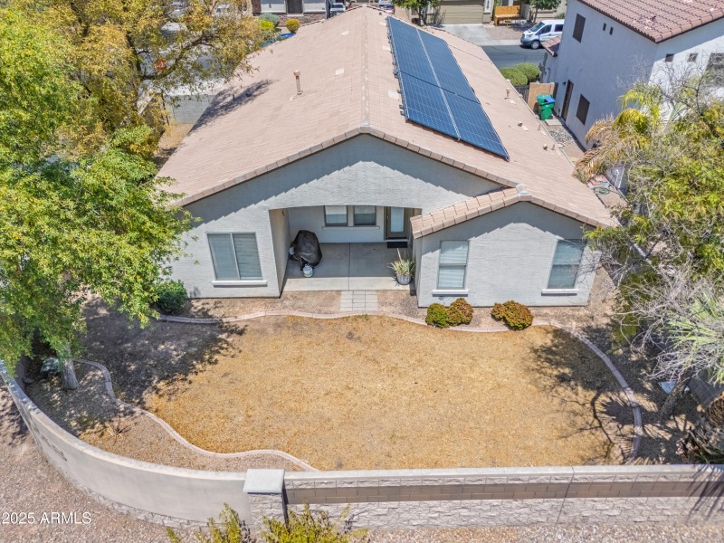 43579 W Sansom Dr-36