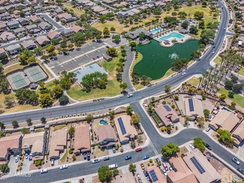 43579 W Sansom Dr-44