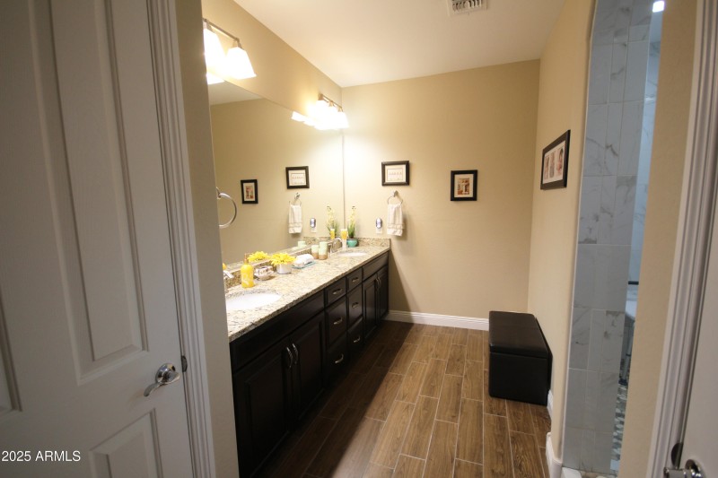 Primary bath