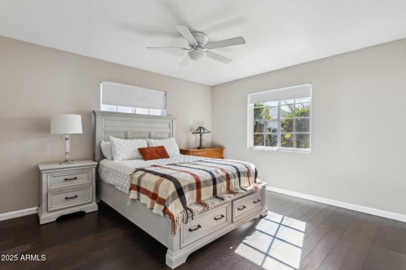 9-web-or-mls-3609-e-fairmount-ave