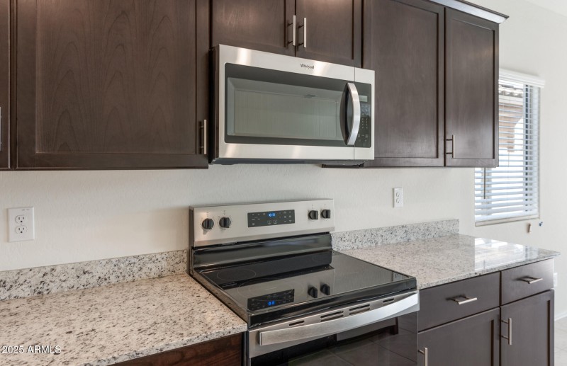 4 - Kitchen
