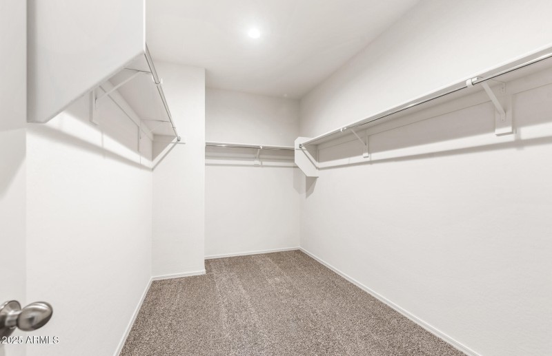 14.Owner Closet