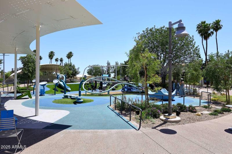 Scottsdale Civic Center Mall-Play Area