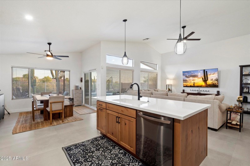 13-KITCHEN