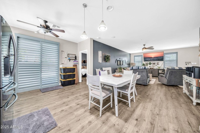 12038 W Davis Ln-7