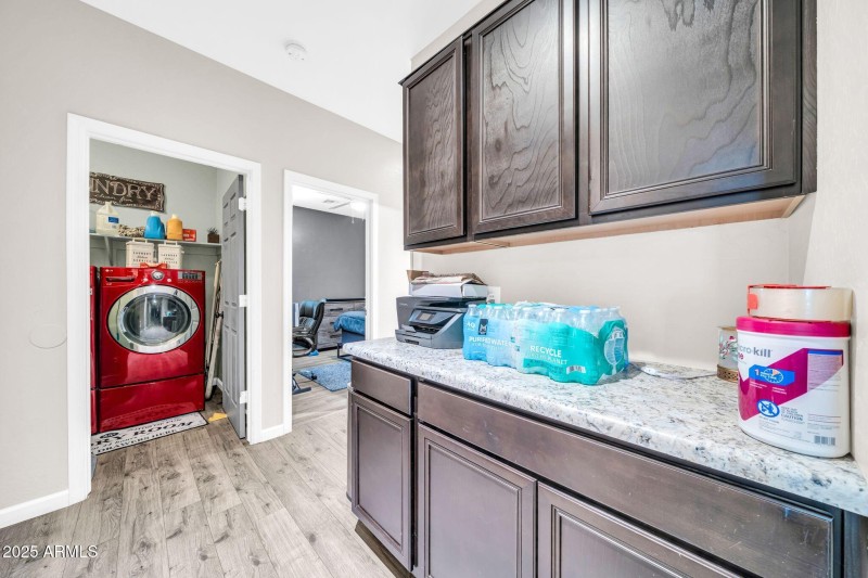 12038 W Davis Ln-27