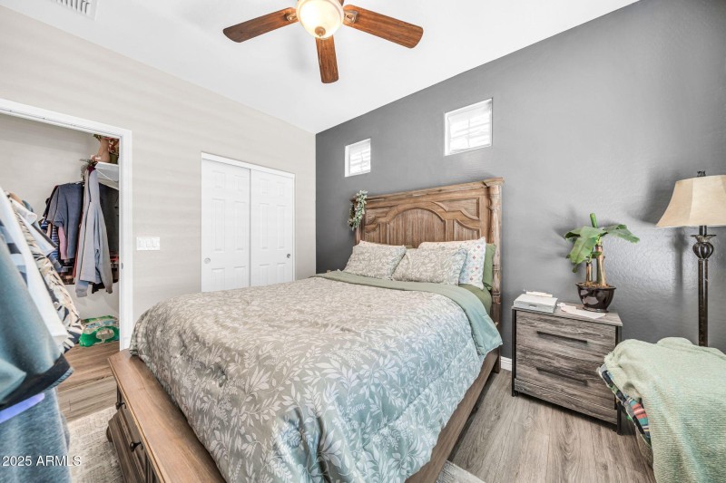 12038 W Davis Ln-28
