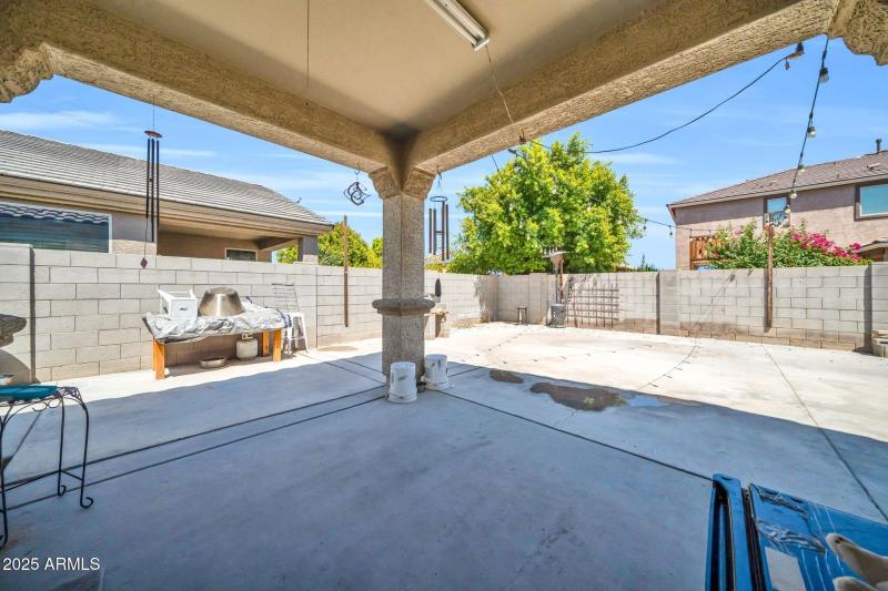 12038 W Davis Ln-41
