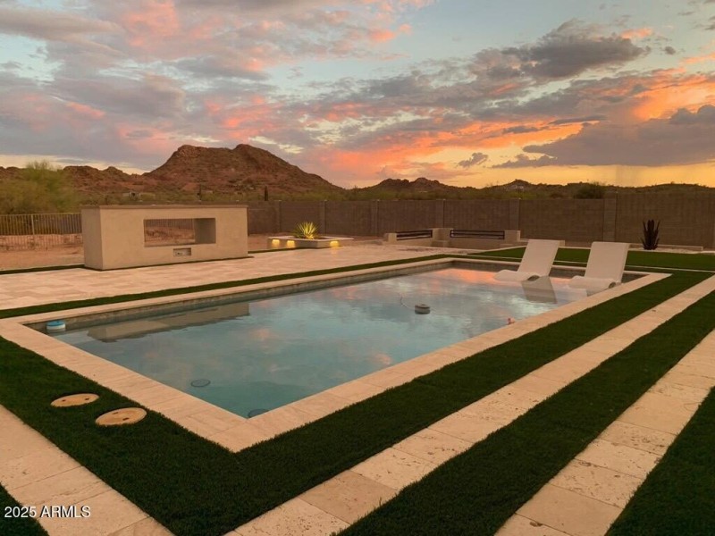 Lucky Pool
