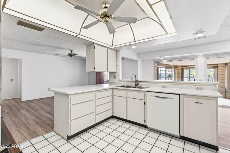 24_17807_125th24_mls