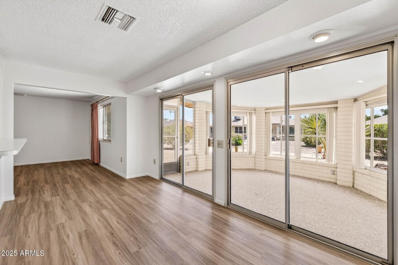 27_17807_125th27_mls