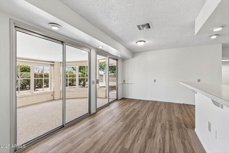 31_17807_125th31_mls