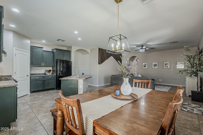 14-web-or-mls-Sable Ave-14