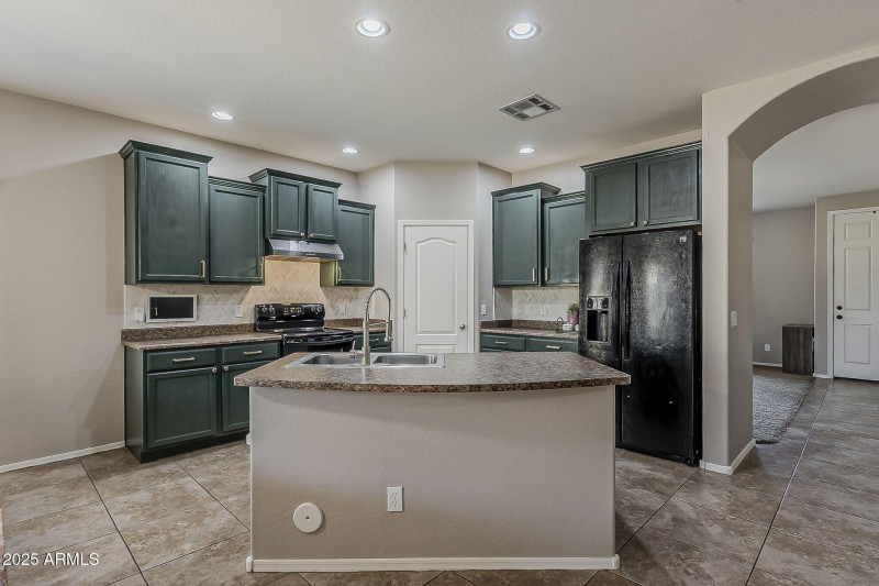 20-web-or-mls-Sable Ave-20