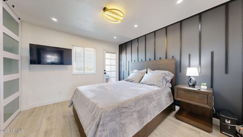 5995-N-78th-St-Unit-2078-08112025_104625