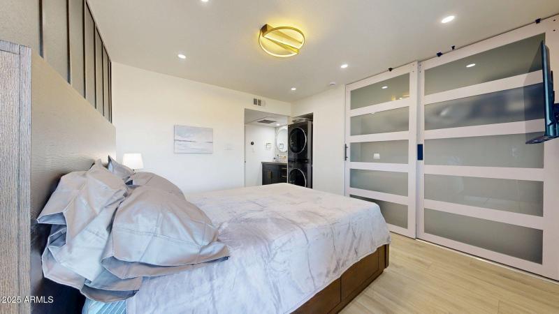 5995-N-78th-St-Unit-2078-08112025_104717