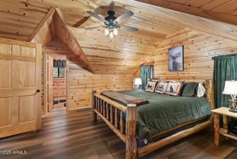 Main Bedroom-2343 E Dovetail Trail, Over