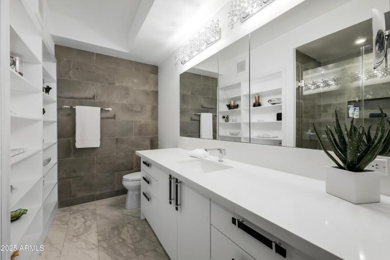 Primary suite bathroom