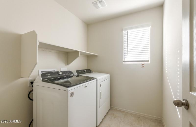 21 - Laundry Room
