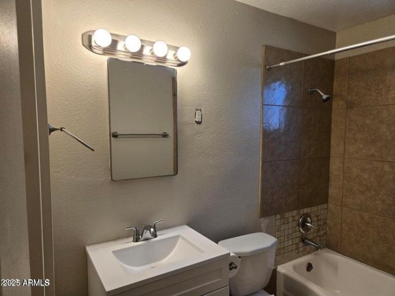 902 #5 Bath medicine cabinet