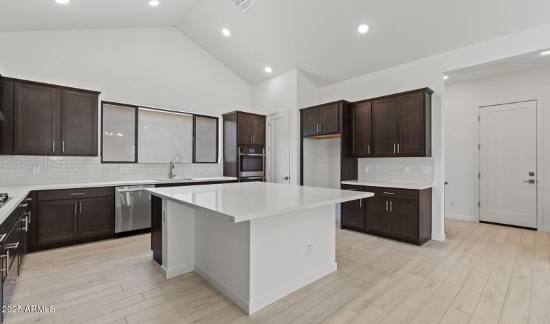 FSVV Lot #2 Kitchen2 (Large)