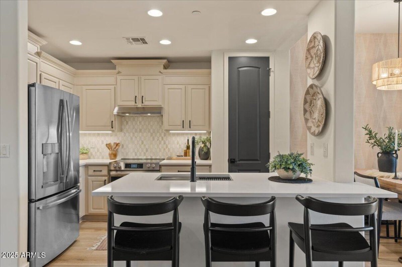 11-Kitchen