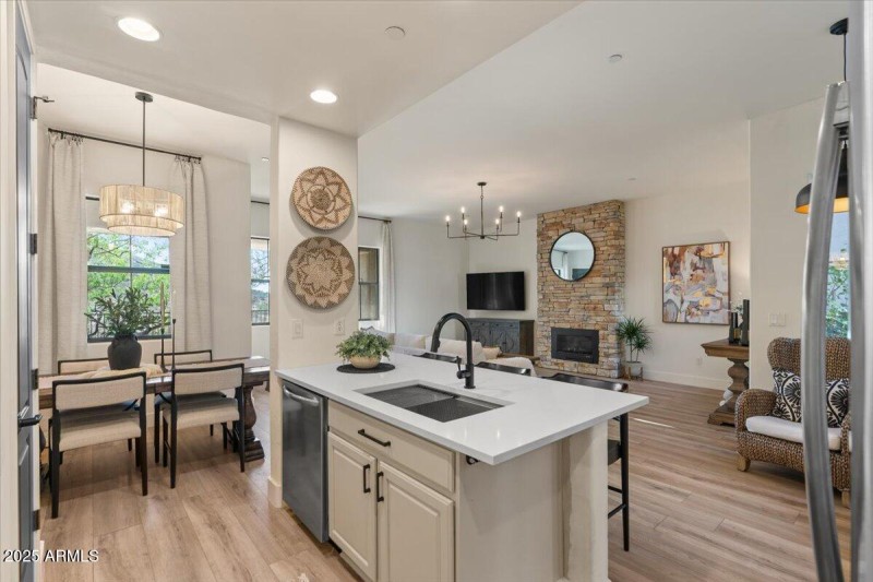 14-Kitchen