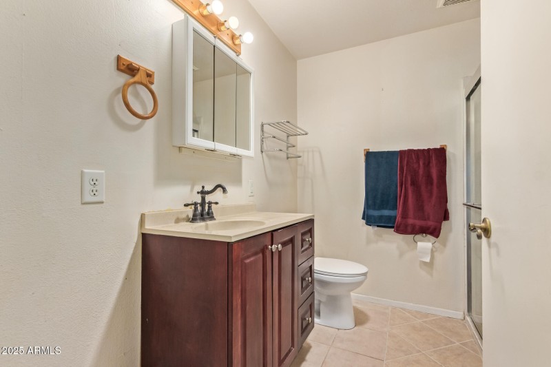 Hallway bath