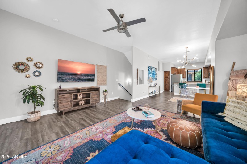 9551 E Redfield Rd-10