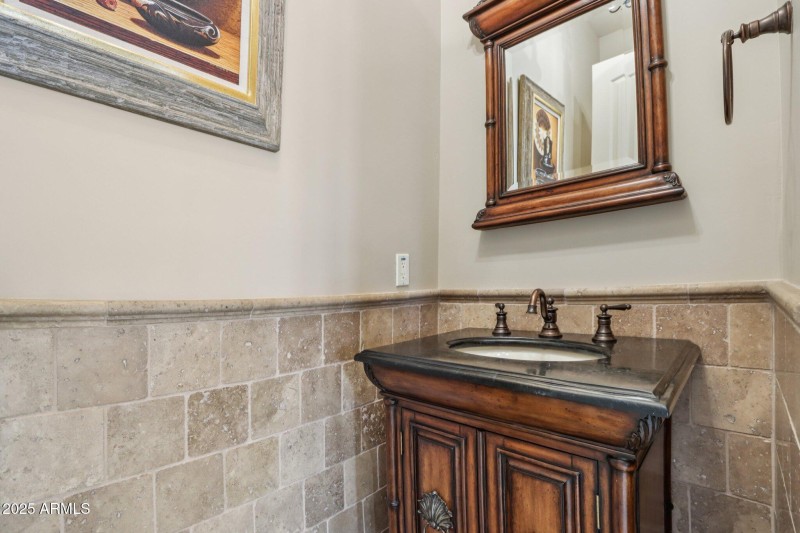 powder room