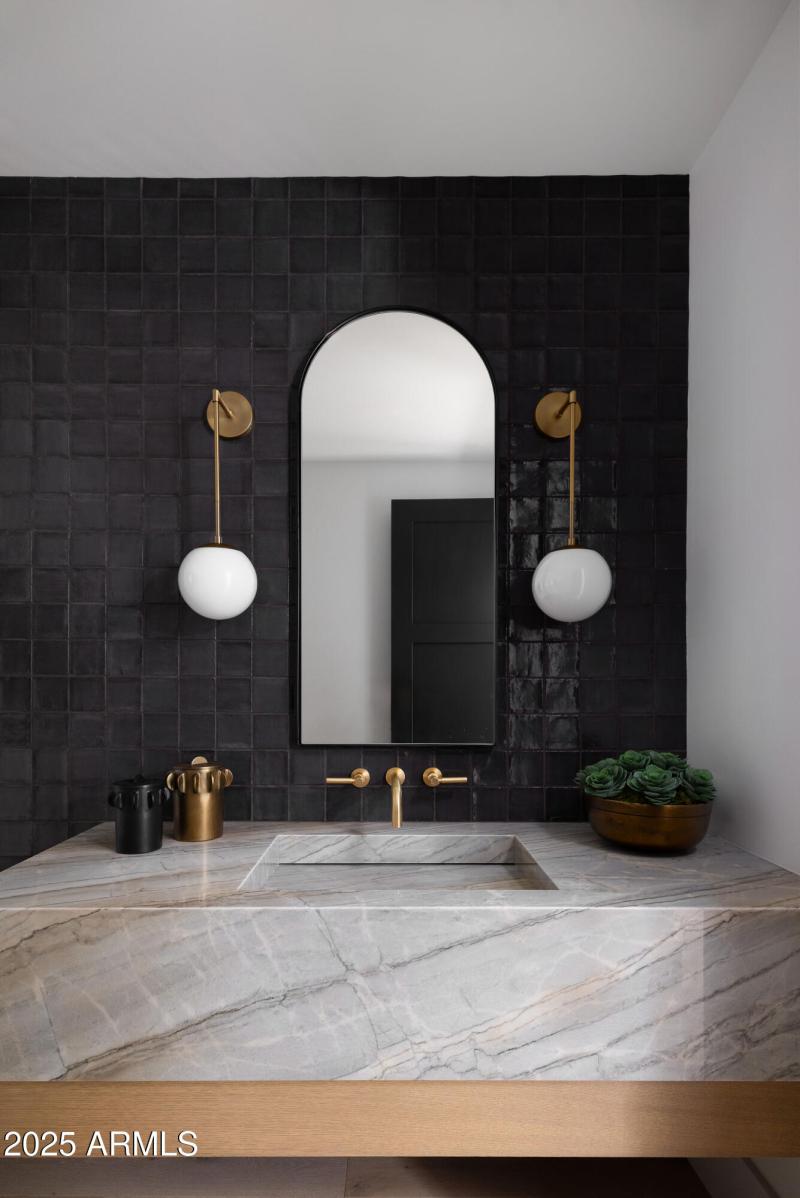 Powder Bath
