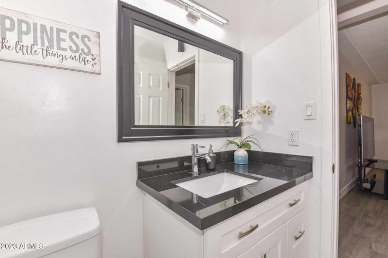 Hall Bath2