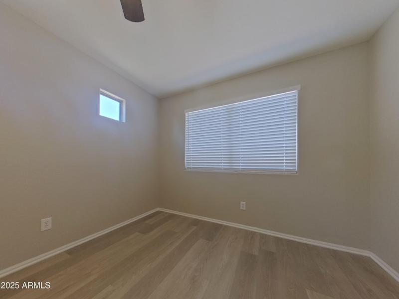 16_pc_Ap02bV3lkG_5AlX3exMse_layout_1