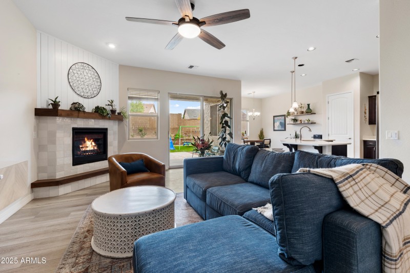 08-Living Room