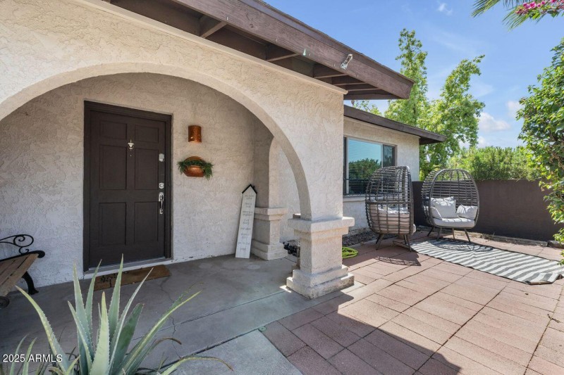 Charming Front Entry with Patio