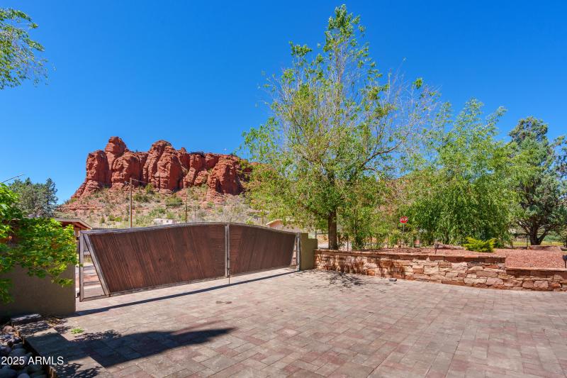 Red Rock Views