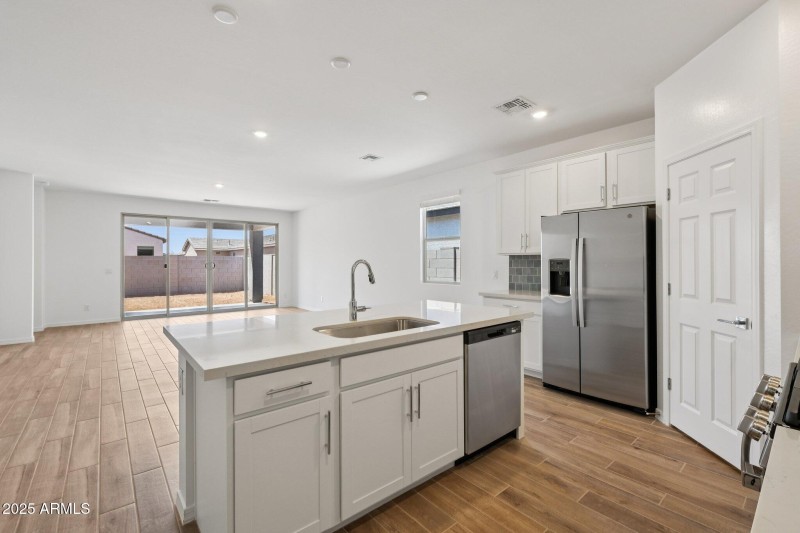 10-web-or-mls-W Old Timer Rd-S1008-010