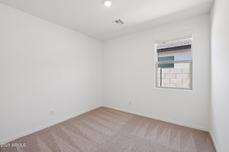 13-web-or-mls-W Old Timer Rd-S1008-013