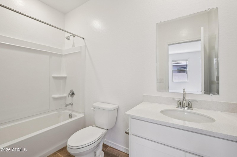 20-web-or-mls-W Old Timer Rd-S1008-020