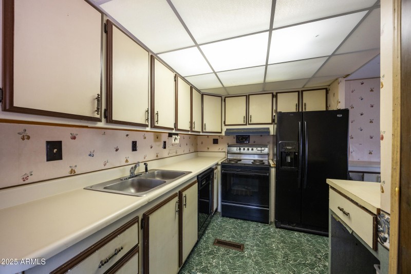 17130 Redwood 011