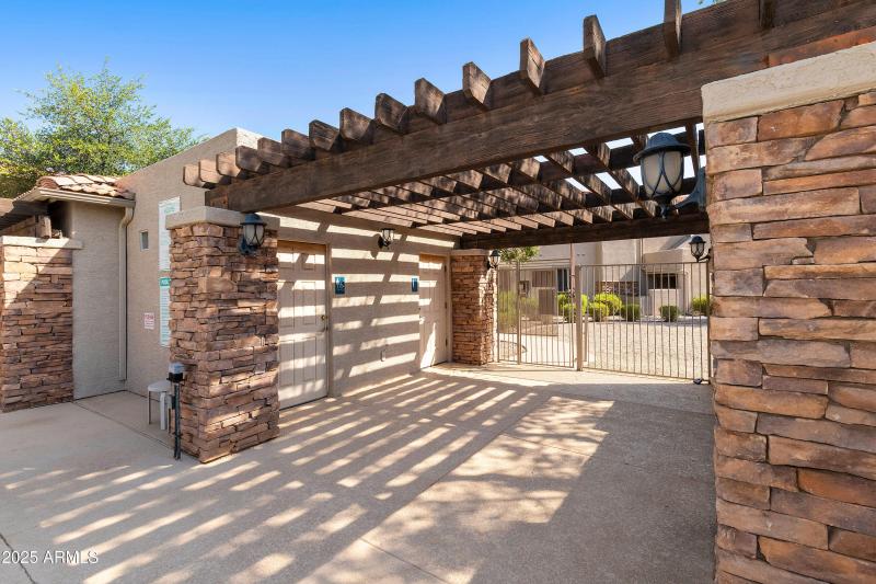 2155 N-033-016-DLB 2893-MLS_Size