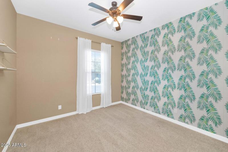 10718 E Lumiere Ave-large-022-038-10718